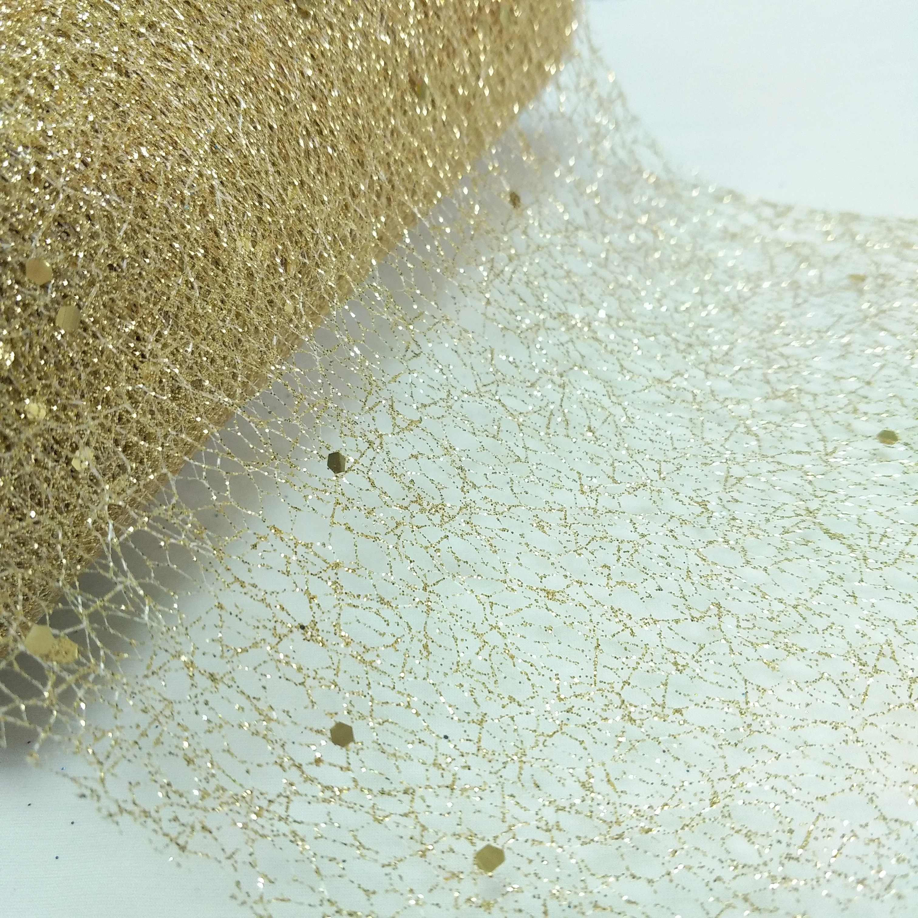 High-quality colorful glitter tulle and tulle roll wholesale variety of styles custom width birthday party Christmas decoration