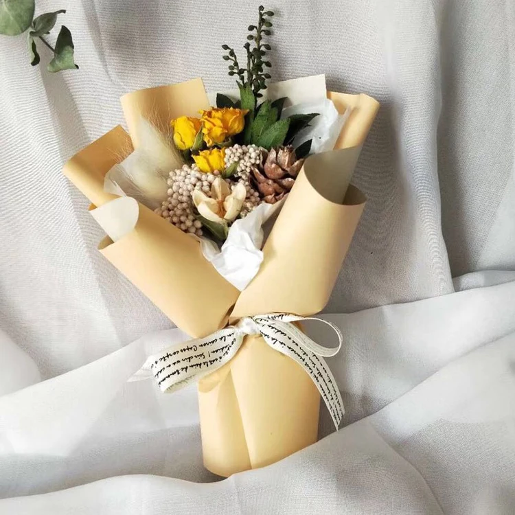 Сушеные букеты с искусственными цветами в новом дизайне для Дня матери