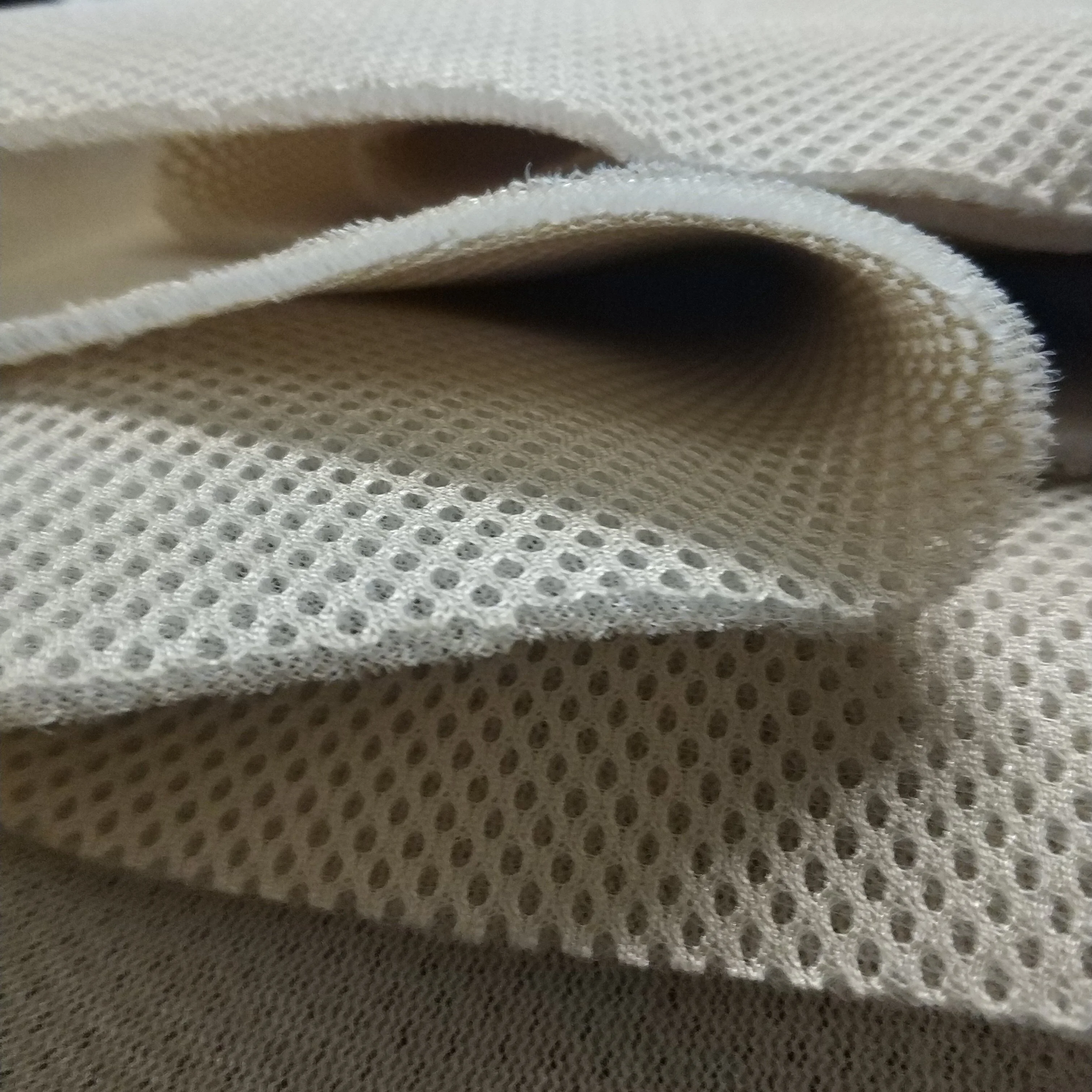 The Manufacturer Sells The Manufacturer Sells Three Layers of Elastic Mesh Fabric Use for Mat 100% Polyester YARN DYED Custom