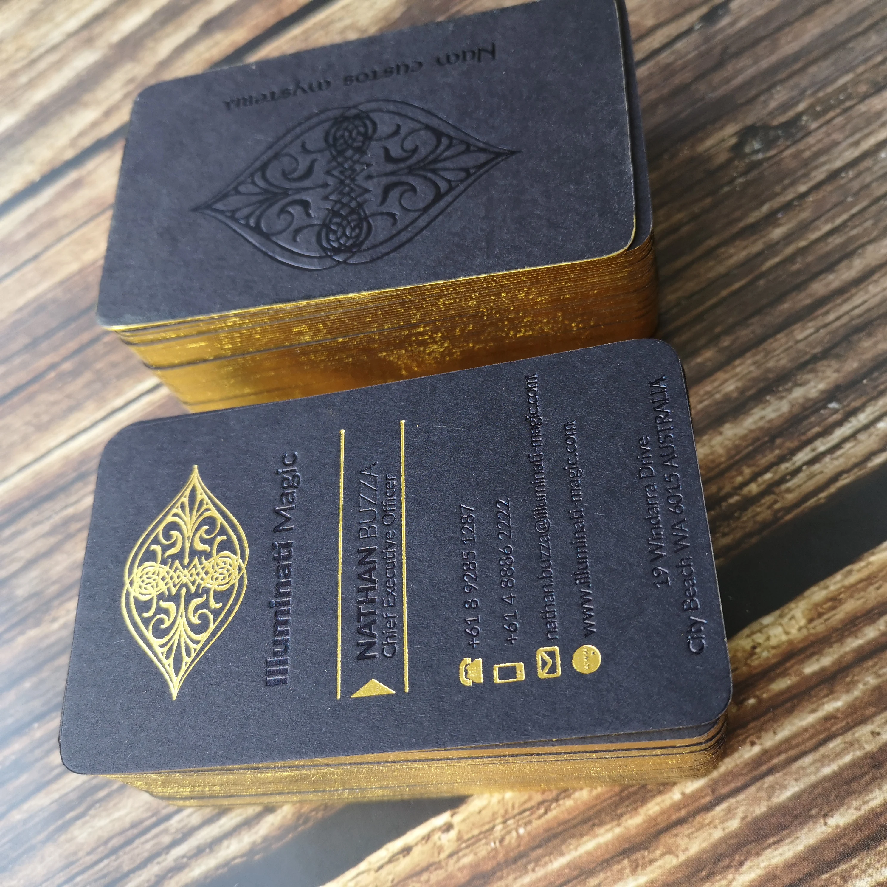 Custom Size Business Cards Gold Foil Stamped with Logo Made from Fancy Paper Offset Printing for Gifts