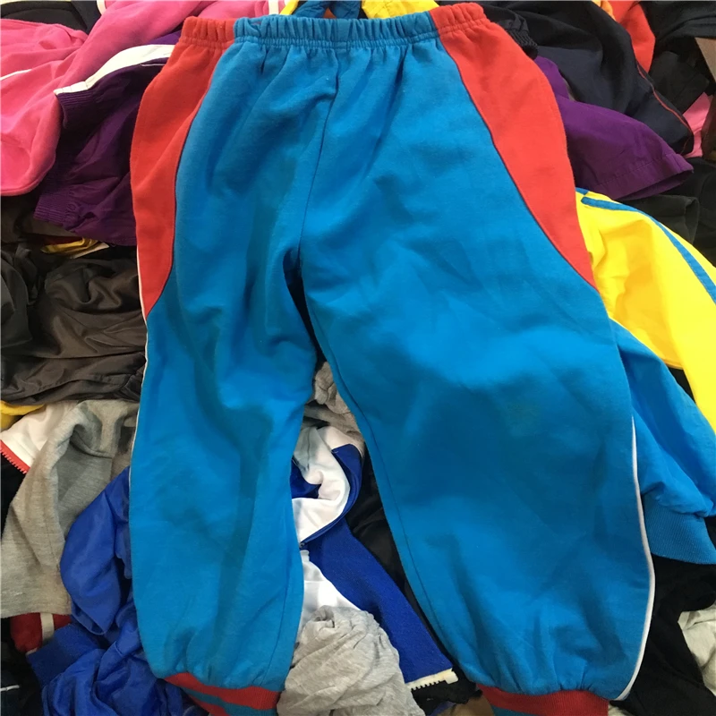 2018 name brand mixed Used Clothes from China secondhand clothes 45kg in bales
