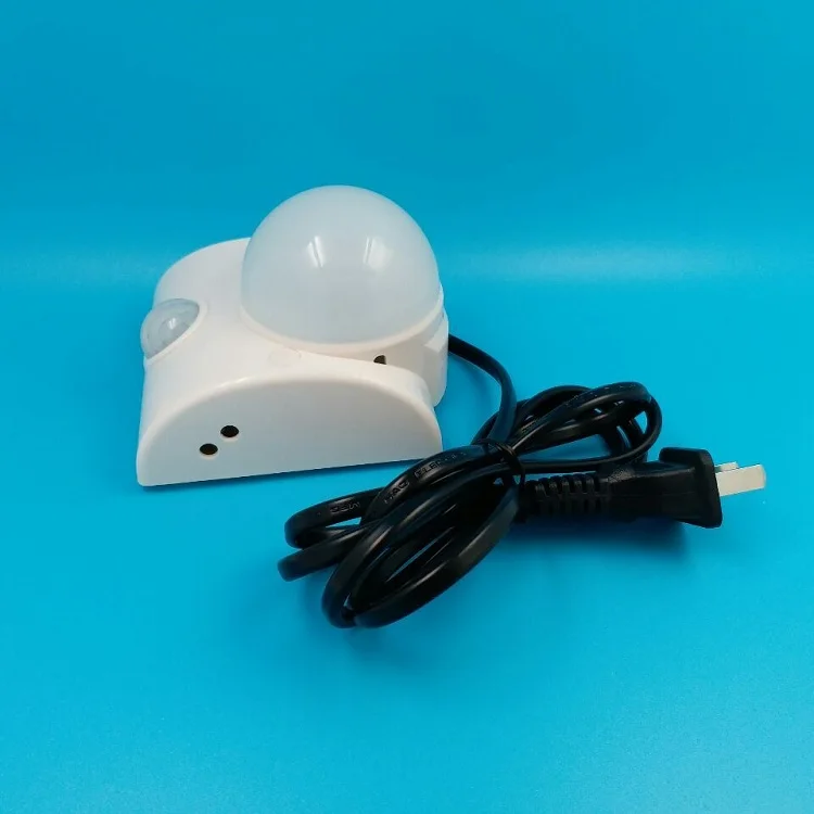 5W white light 170~250V Pir sensor motion lamp led ajustable delay human body ind uction bulb plug with power cord