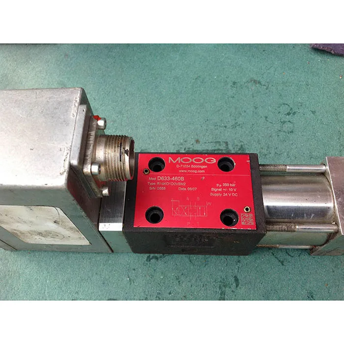 D633-460B MOOG servo valve