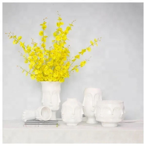 
Chinese Modern porcelain home hotel goods decoration flower vase types of face designs decorative ceramic vase for home decor 