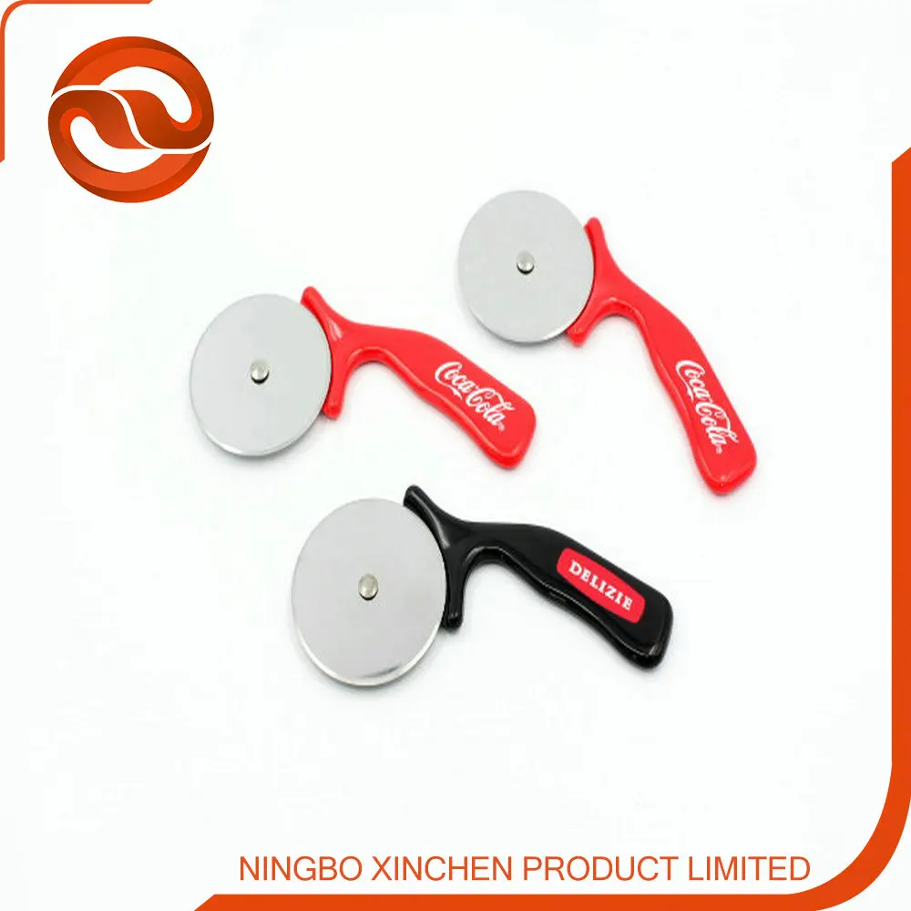 
2016 customeized logo promotional plastic handle pizza cutter,pizza cutter 