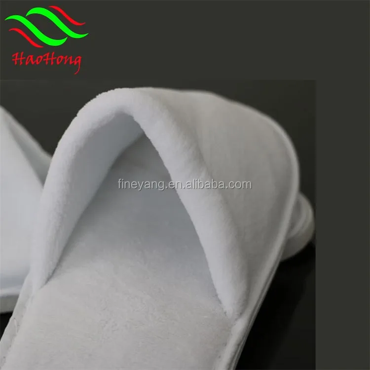 Low-Priced Wholesale Embroidered Slippers New Models for Men for Hotel Amenities