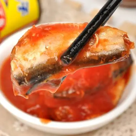 HALAL food canned fish canned sardine brands tomato sauce