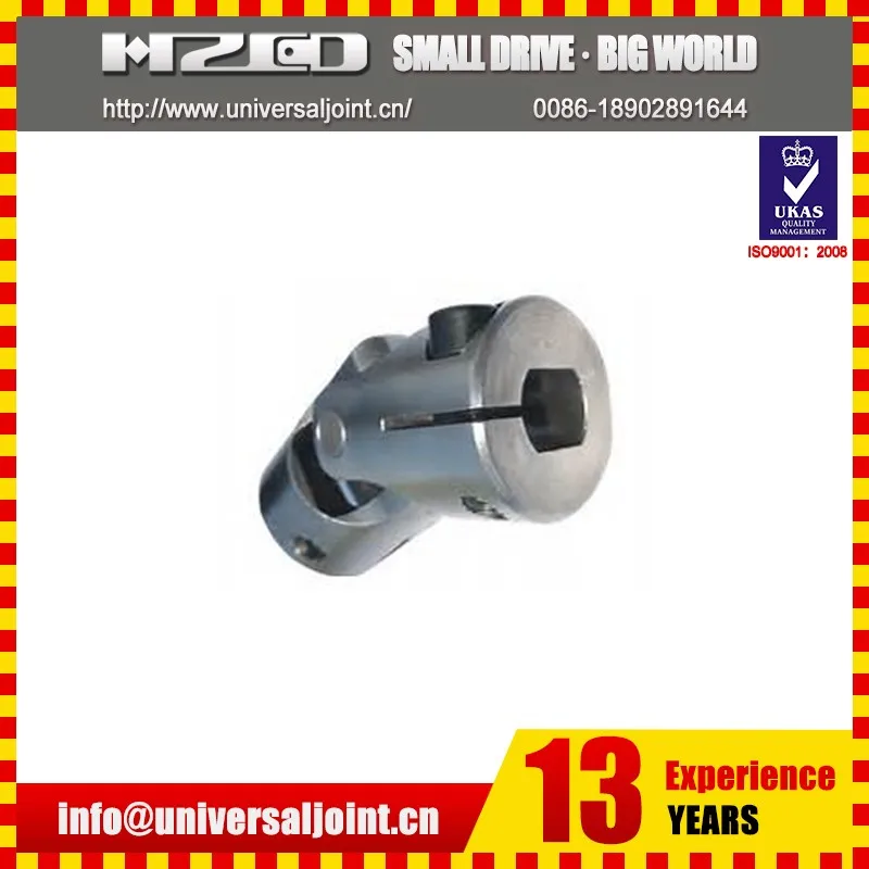 
Double precision universal joint for woodworking machine 