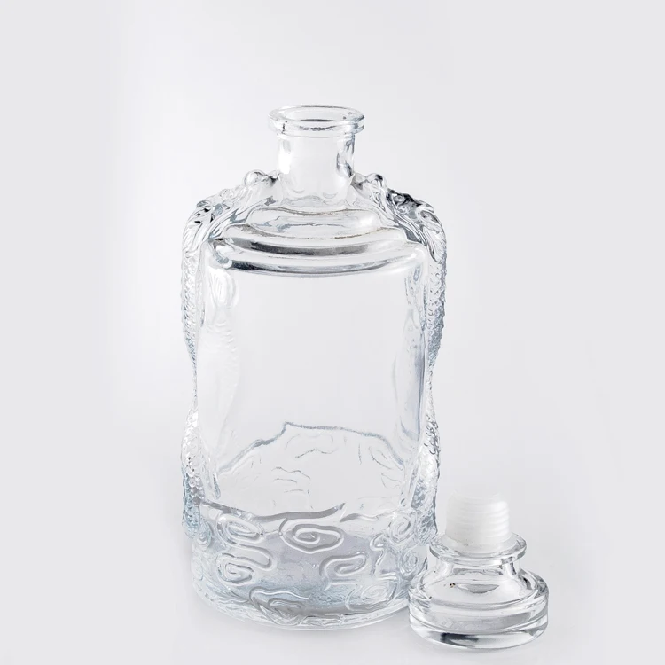 Engraving Dragons 250ml 500ml 750 ml Clear Glass Red Wine Vodka Whisky small wine bottle with lid