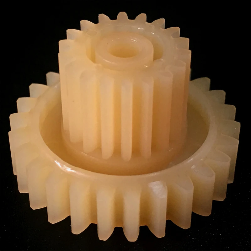 
China Dongguan factory ISO certified factory price Transmission Nylon Double Plastic Spur Gear pinion gear 