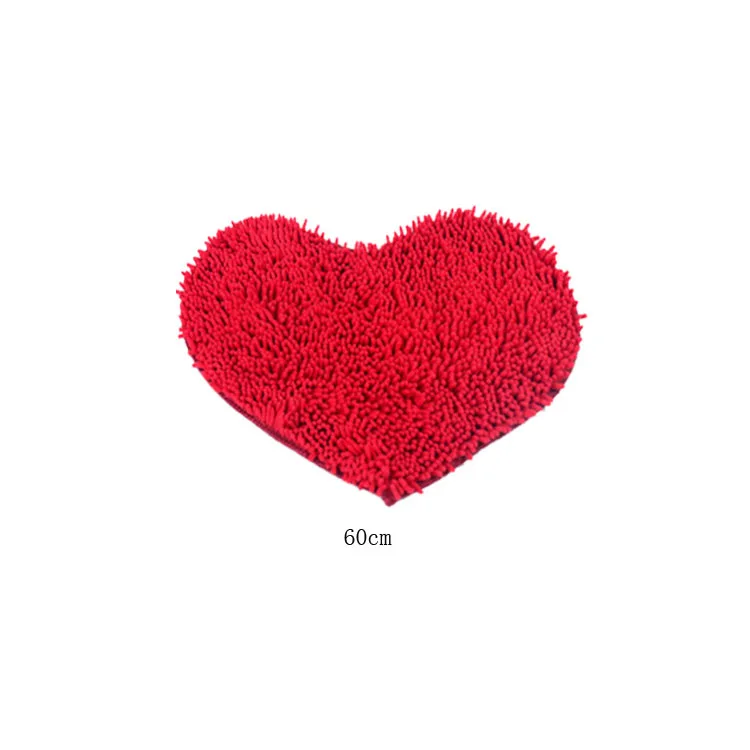 Hot Sell Mom And Baby Romantic Heart Shaped Chenille Mat Microfiber Anti- skid Sponge Big Mat