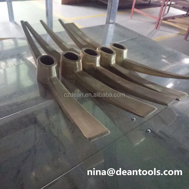 
 Кованый кирпич Mattock для садоводства и сельского хозяйства, неискрящийся кирпич, головка 2 кг  