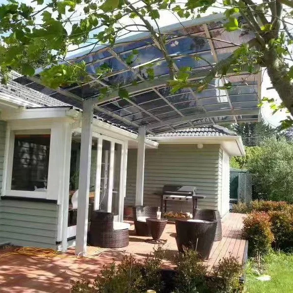 
DIY polycarbonate cobering carport 