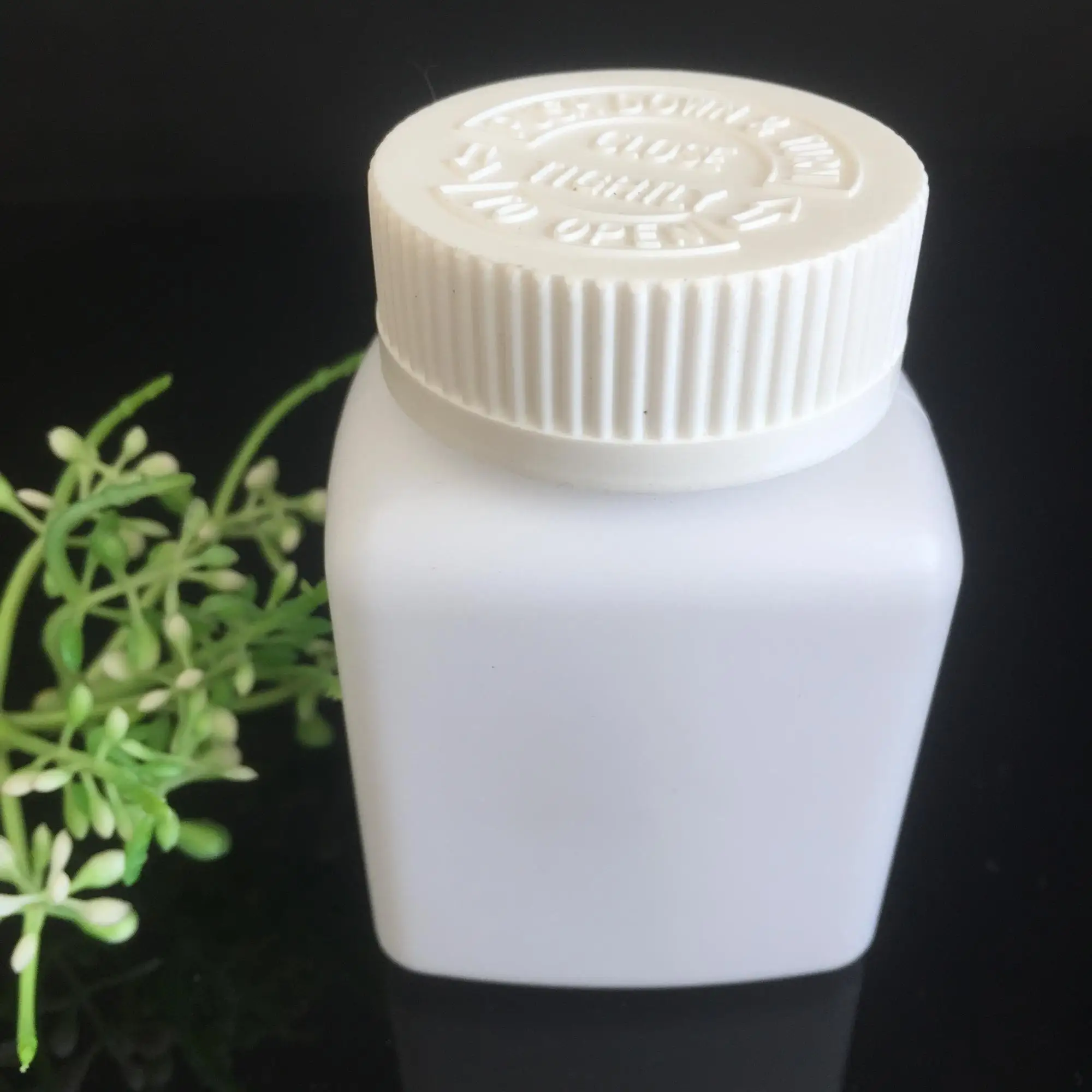 Square Plastic Capsule Healthcare Empty PET Pill Bottle