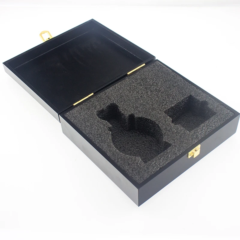 Luxury Custom Black MDF Timber Wooden Handmade Perfume Tea Candle Packaging Varnishing Gift Box