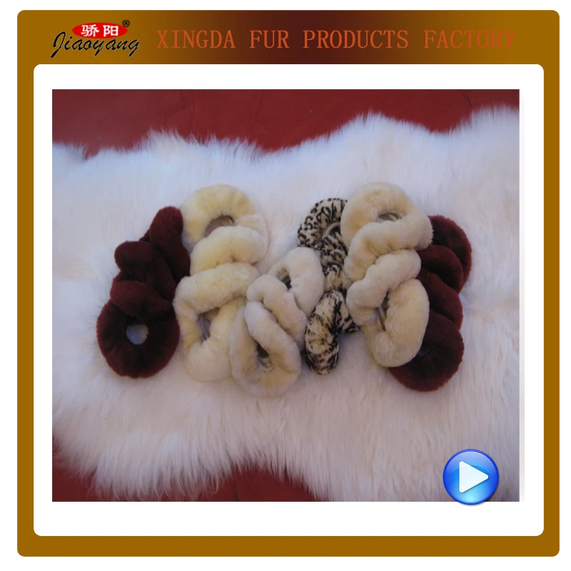 Sheepskin steering wheel cover