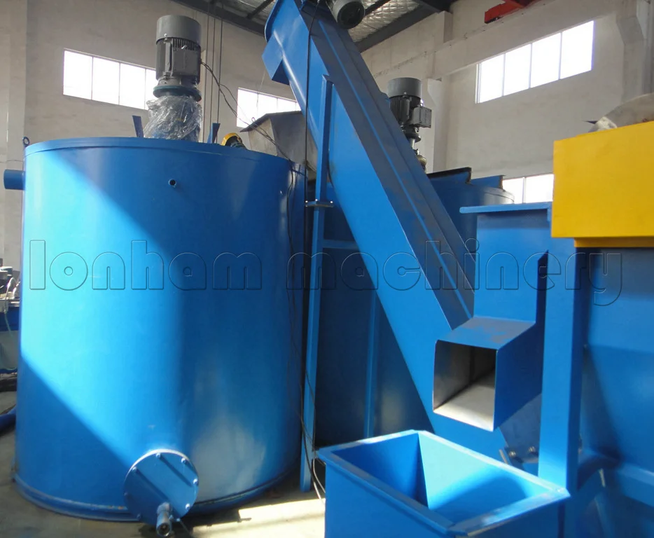 PET Bottle Crushing and Cleaning Machine/Waste PET Bottle Plastic Recycling Machine