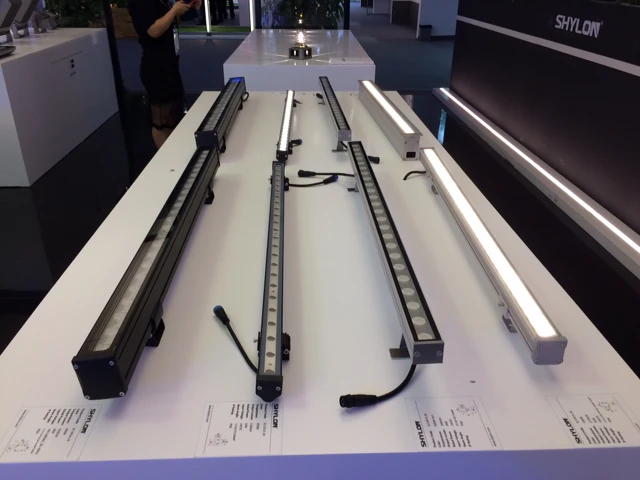 
RGBW 4in1 72W DMX led wall washer 