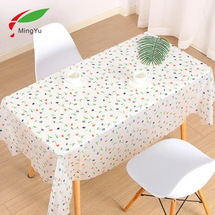 Производство красочного пасторального стиля PE скатерти для пикника