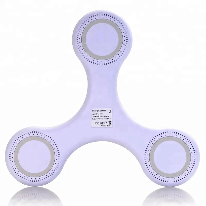 
2018 Fantasy Laser Logo 5V 2A Triangle Flying Saucer 3 in 1 5W Qi Wireless Charger Fast For iPhone X For Samsung 