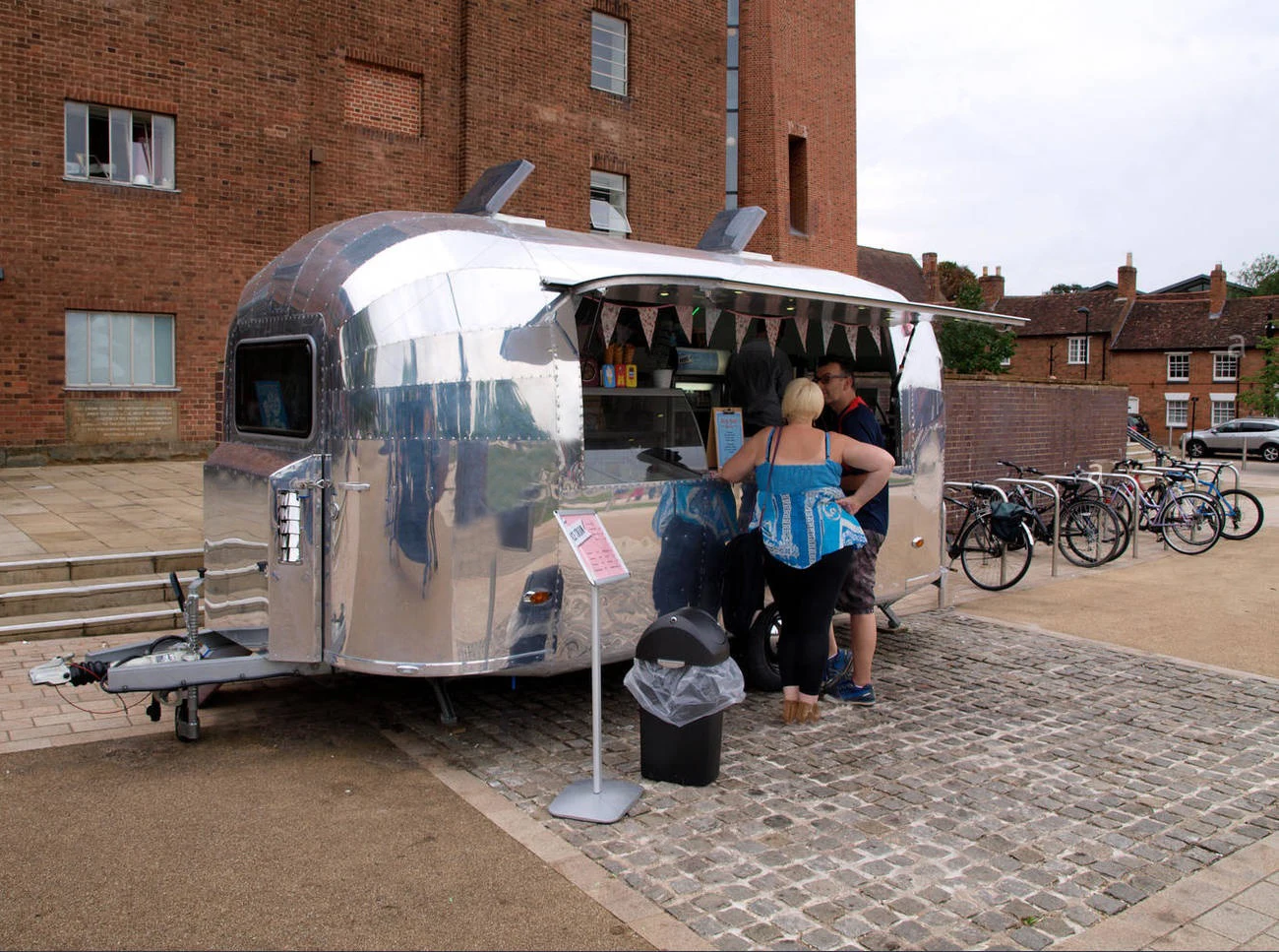 Europe standard airstream food truck equipment churros food trailer for sale