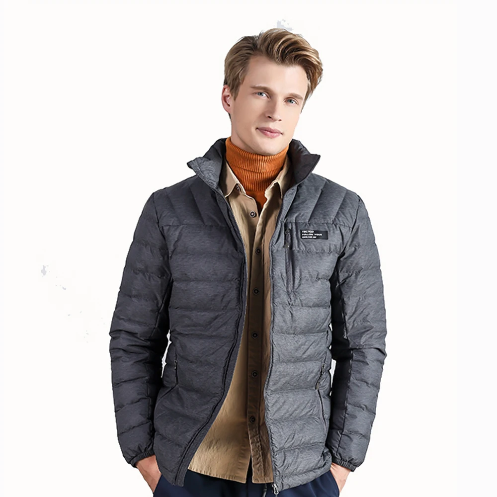 Customized Comfy Waterproof Light Warm Duck Down Jacket for Men