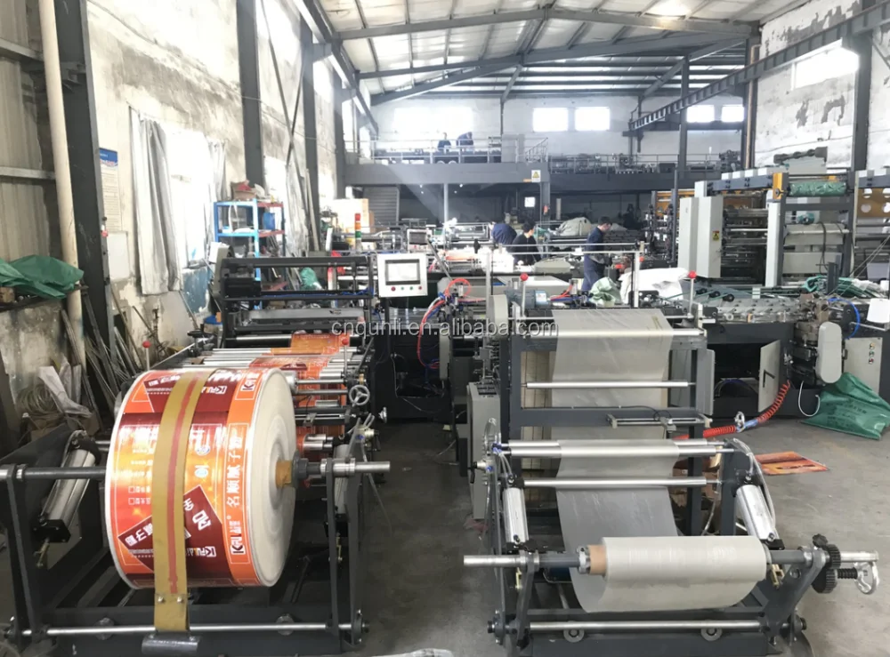 
automatic PP woven liner bag inserting bottom sewing machine 