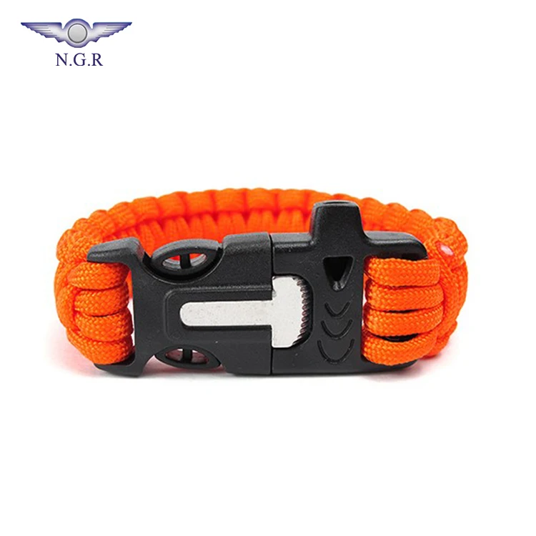 Factory Wholesale outdoor Emergency 550 survival bracelet with Whistle flint firestarter and Scraper