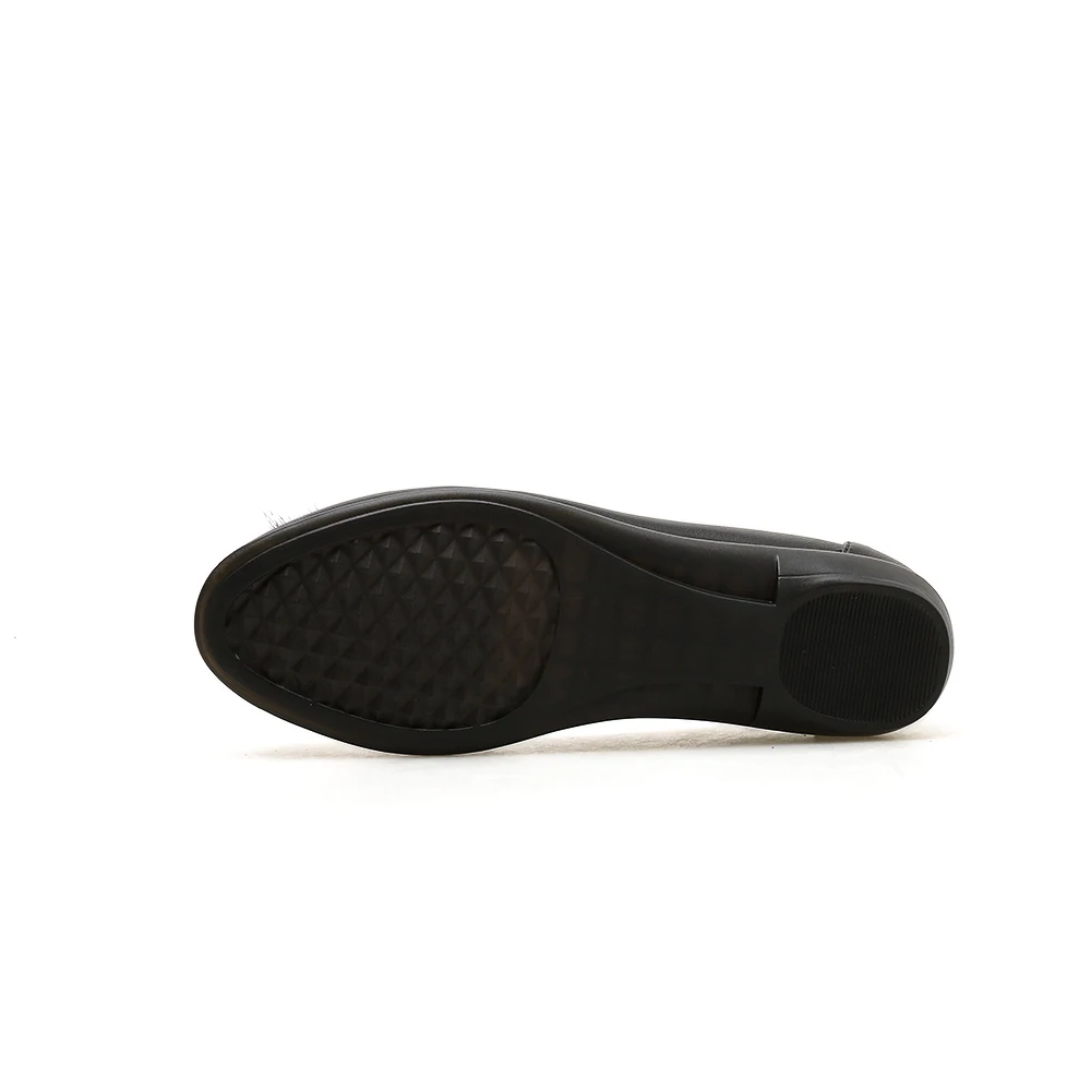 
Decorative plush Woman black leather loafer flat pumps comfortable 