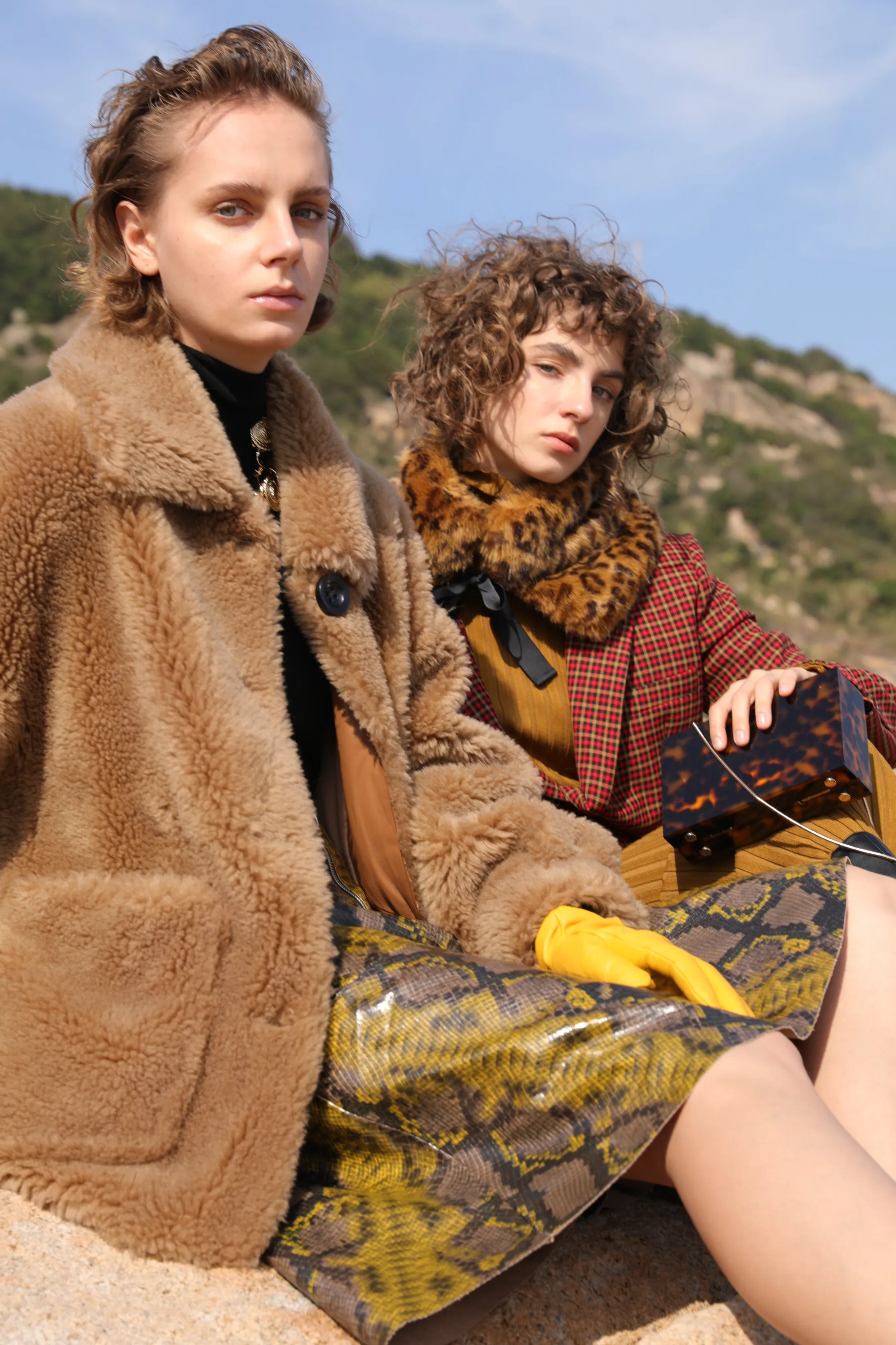 
Manufacturer Offer Best Wholesale Price Oem Fashion Warm Casual Faux Fur Jacket Coats 