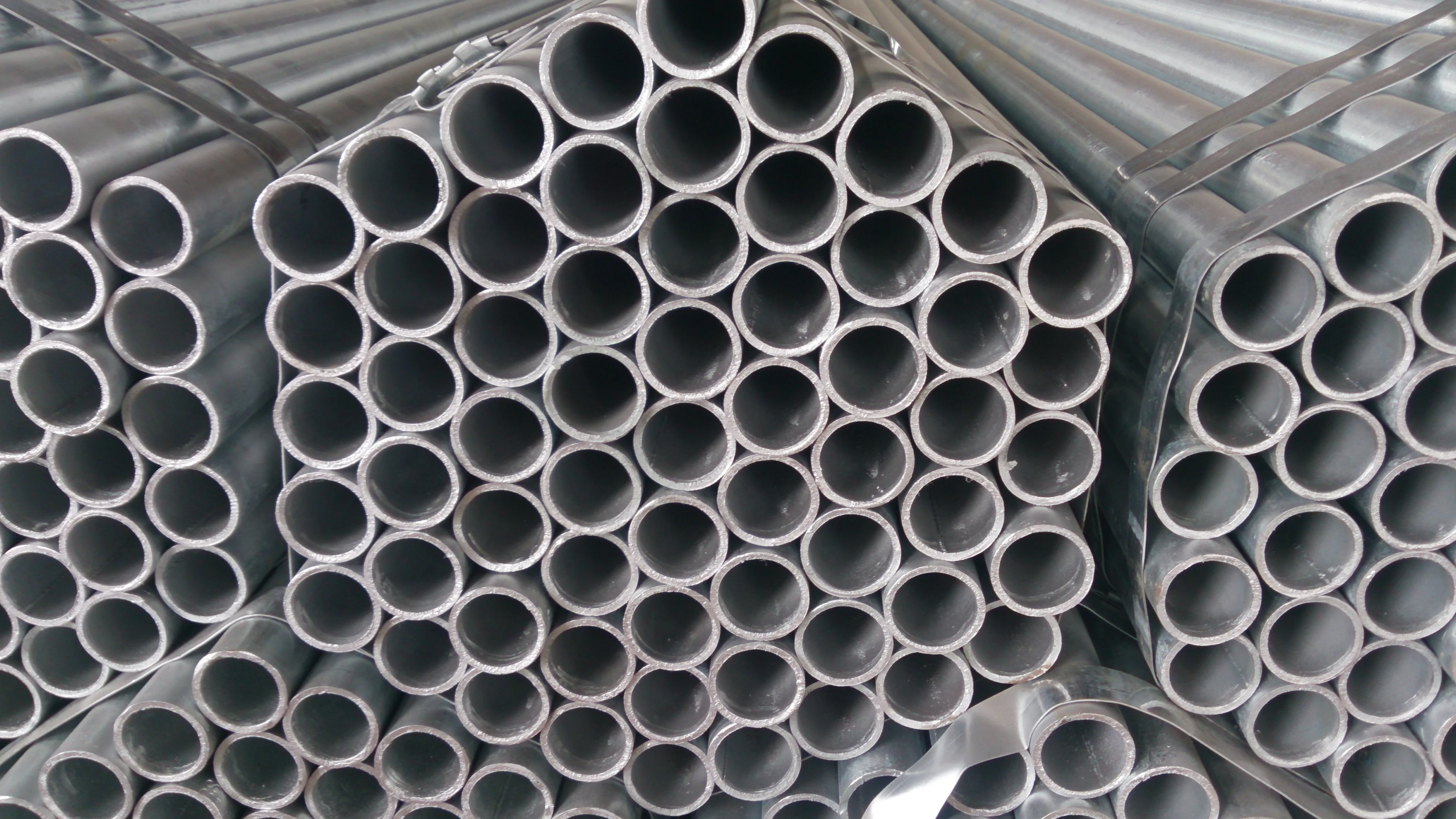 Best Selling FRD Brand Top Quality Manufacture EN39/BS1139 Standard HDG Galvanized Scaffolding Carbon Steel Pipe Tube