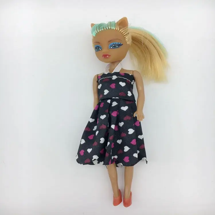 2018 hot sale Fashion Popular monster doll window display box 7 INCH 18 cm vinyl plastic baby girl gift doll toys wholesale