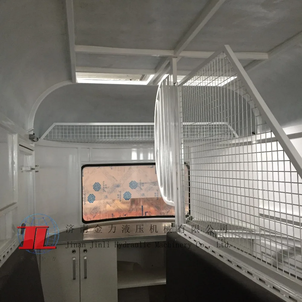 hot 2 horse straight load float with kitchen