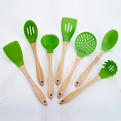 7 Pieces Heat Resistant Wooden Handle Household Silicone Kitchen Tools Cooking Utensils Set