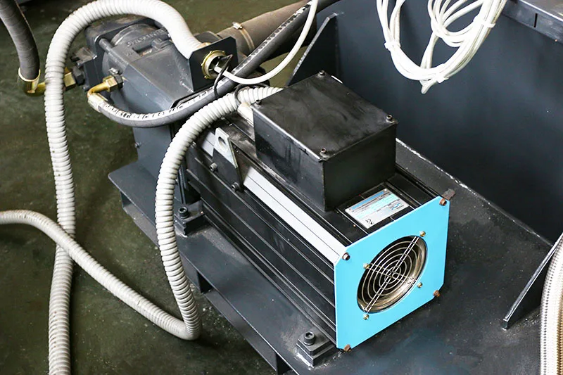 
90T aluminum cold chamber die casting machine 