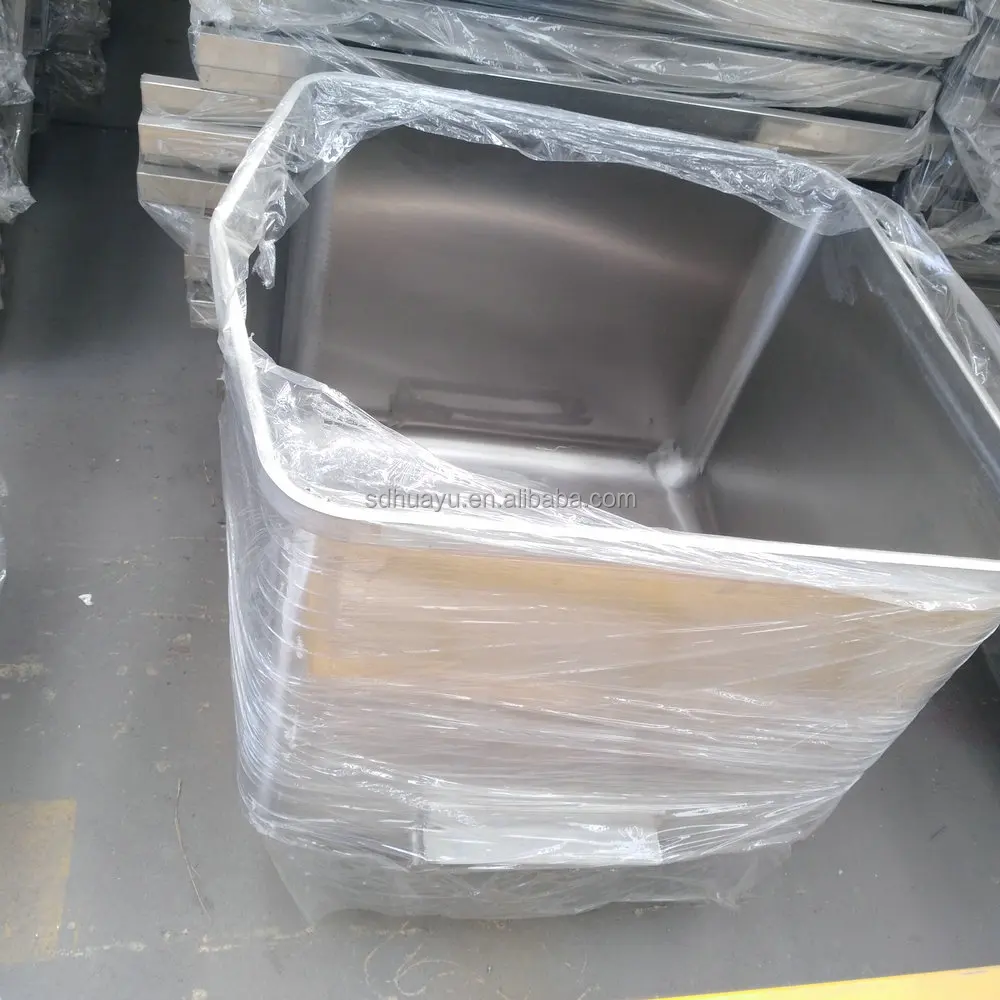 Customized stainless steel carts are used in meat processing and slaughter processing plants