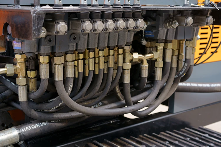 Portable Crawler Hydraulic Dth surface blast hole drill rigs