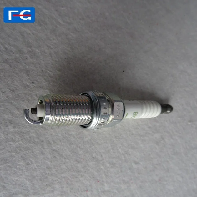 Auto spare parts Wholesale spark plugs BKR5E-11 Spark plug  Low Price Long Service Life