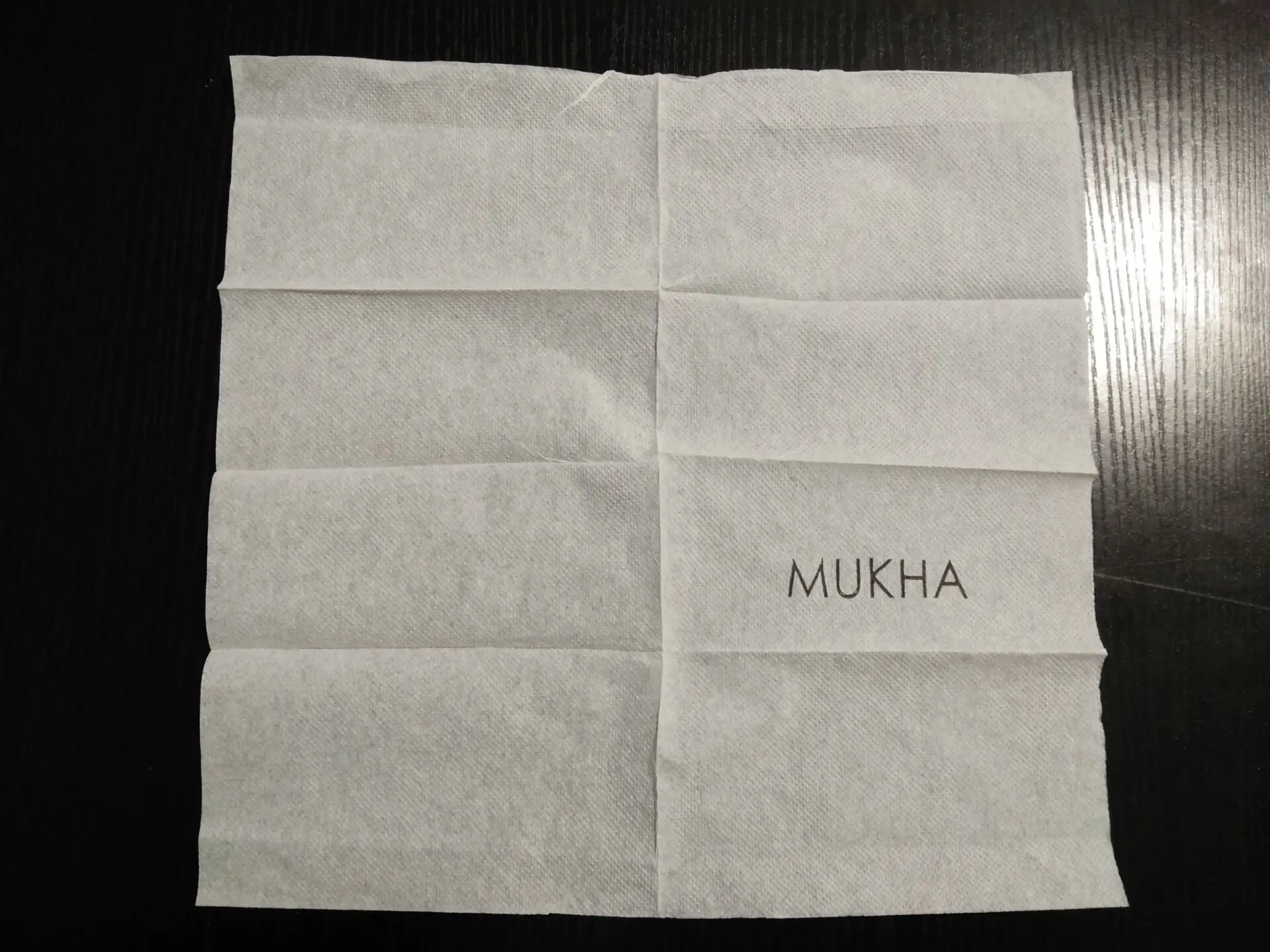 1Ply 2Ply 1/8 Fold Soft Virgin Paper Dinner Napkin Supplier