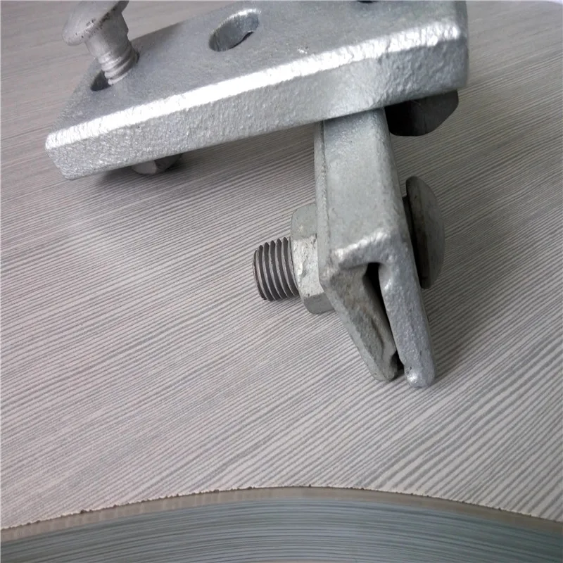 China Galvanized Steel High Voltage Cable Suspension Guy Clamps