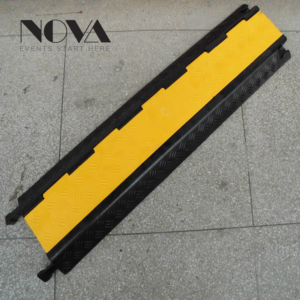2021 Hot Selling Yellow Jacket 2 Channel Corner Cable Ramp/Cable Protector