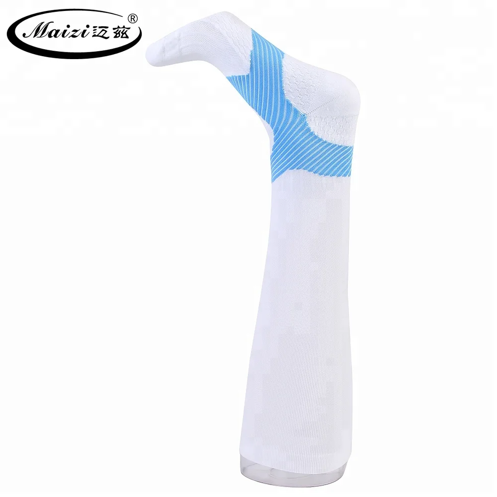 Wholesale custom sports socks with logo white anti slip football cotton copper men women Compression 20-30 mmhg