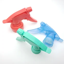 Plastic long handle foam trigger spray