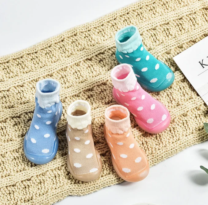 
Polka dot 5 solid color rubber sole anti silp kids pre walk socks 