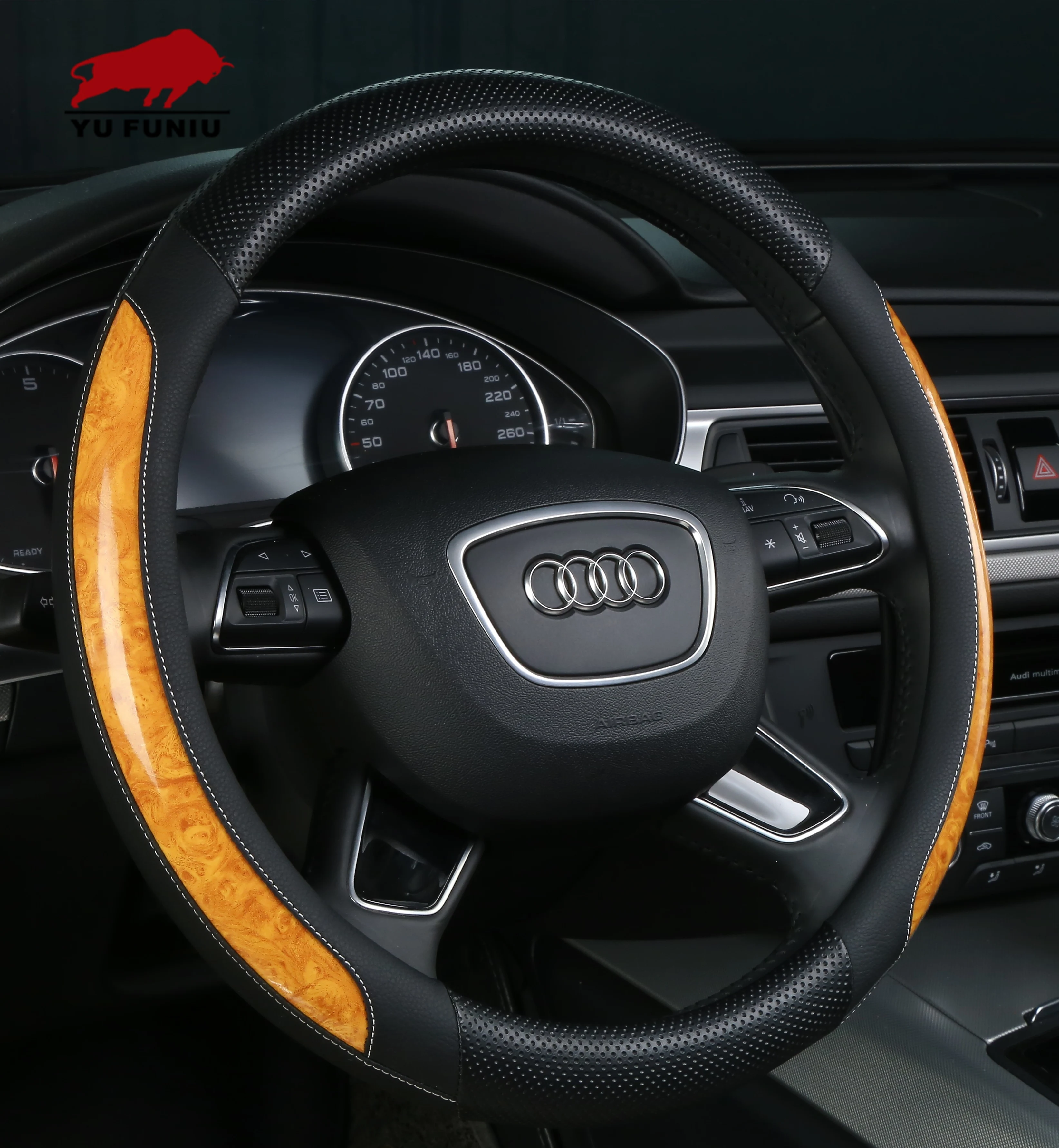 Чехол на руль автомобиля из ПВХ известного дизайна