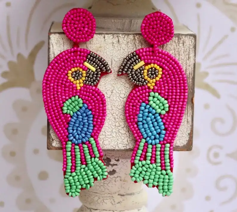 KDB1801 Latest popular handmade seed bead parrot earrings