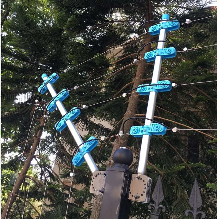 Lanstar Adjustable Angle Bracket for Electric Fencing System Post