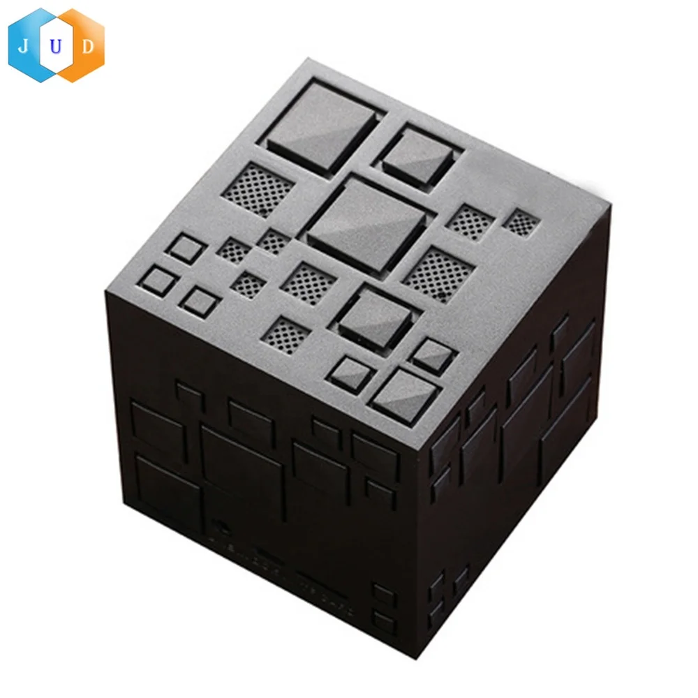 
JD 2019 Hot LED Flashing Wireless BT Cube Speaker Rechargeable Bass Square Cubic Wireless Speaker Christmas Portable BT Speaker 