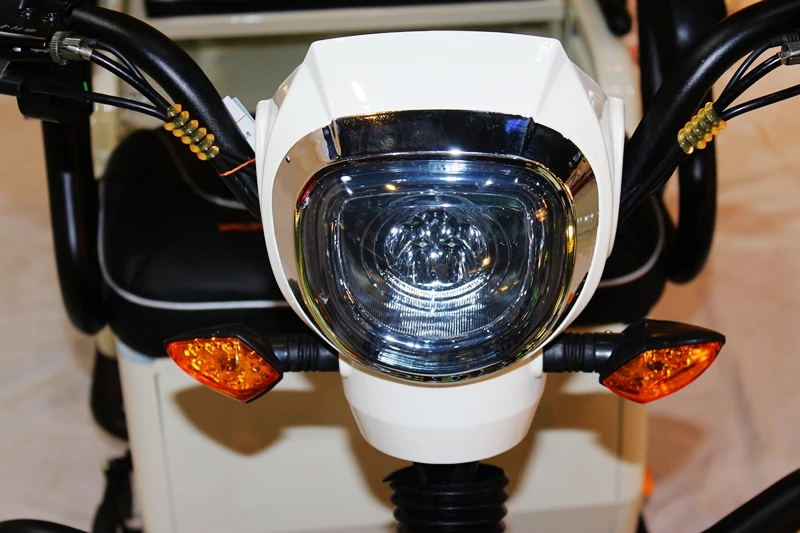 2 seat mobility scooter 4 wheels electric fully enclosed mobility scooter