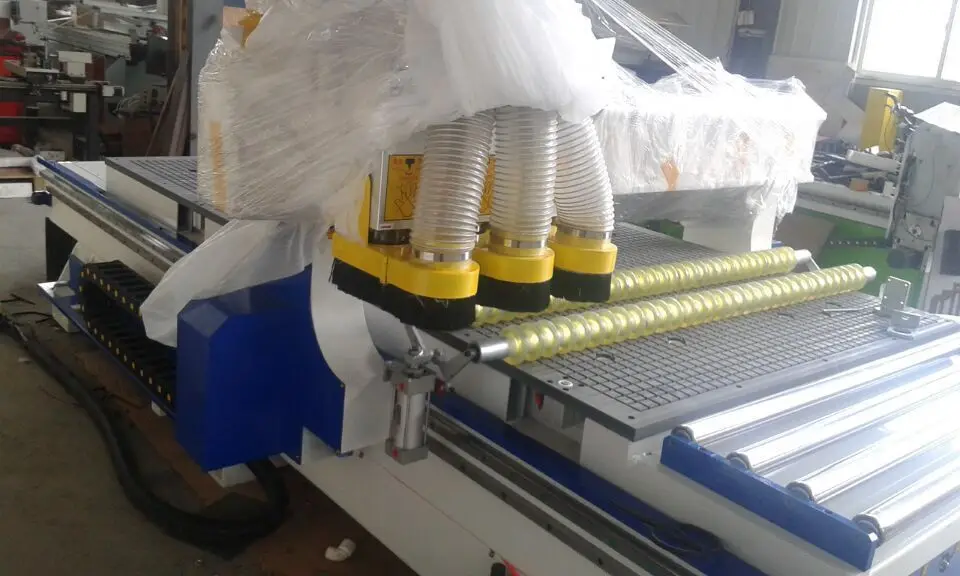 1325China 3d cnc wood carver /China configuration ATC cnc machines with 8 tools